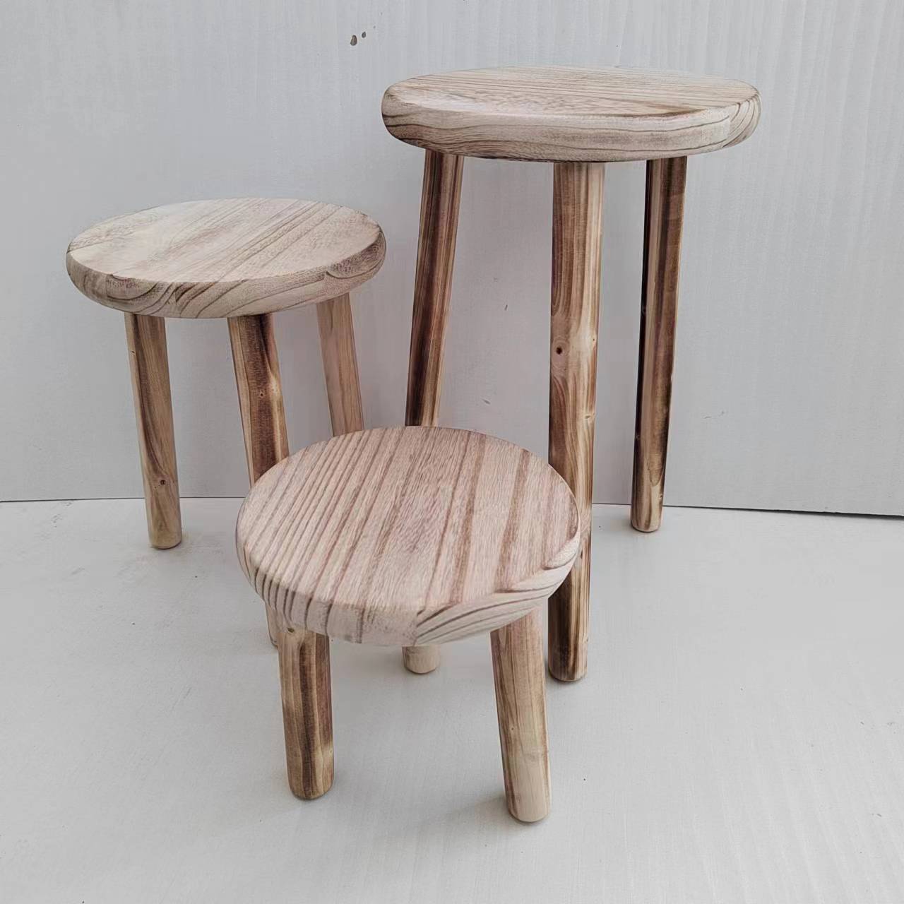 hign legs wood stool